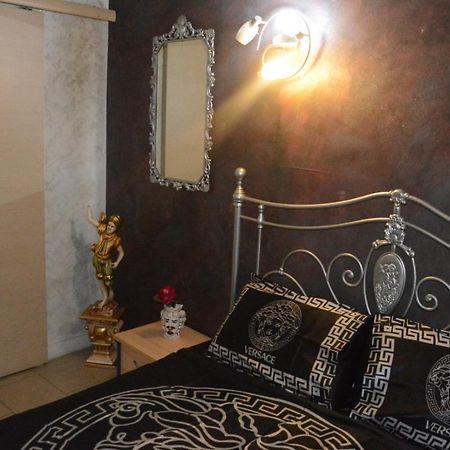 B&B Sotto Gli Archi Catania-Fontanarossai nemzetközi repülőtér Kültér fotó