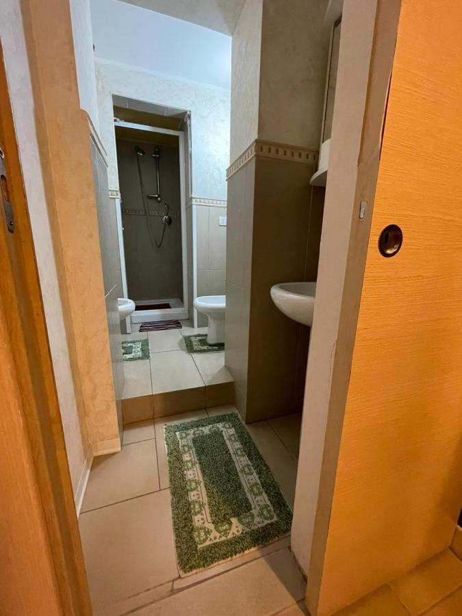 B&B Sotto Gli Archi Catania-Fontanarossai nemzetközi repülőtér Kültér fotó