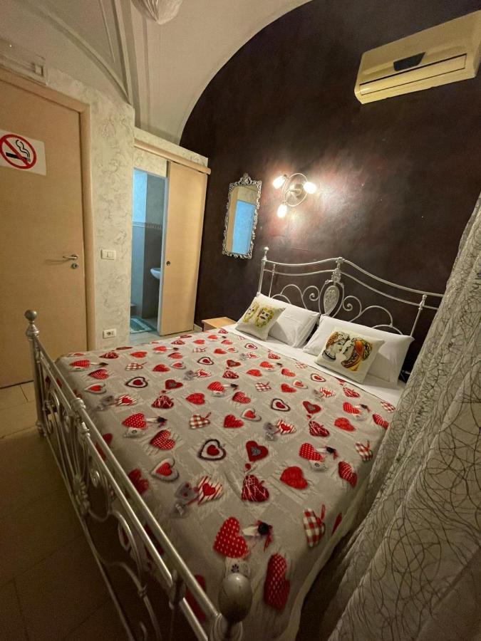 B&B Sotto Gli Archi Catania-Fontanarossai nemzetközi repülőtér Kültér fotó