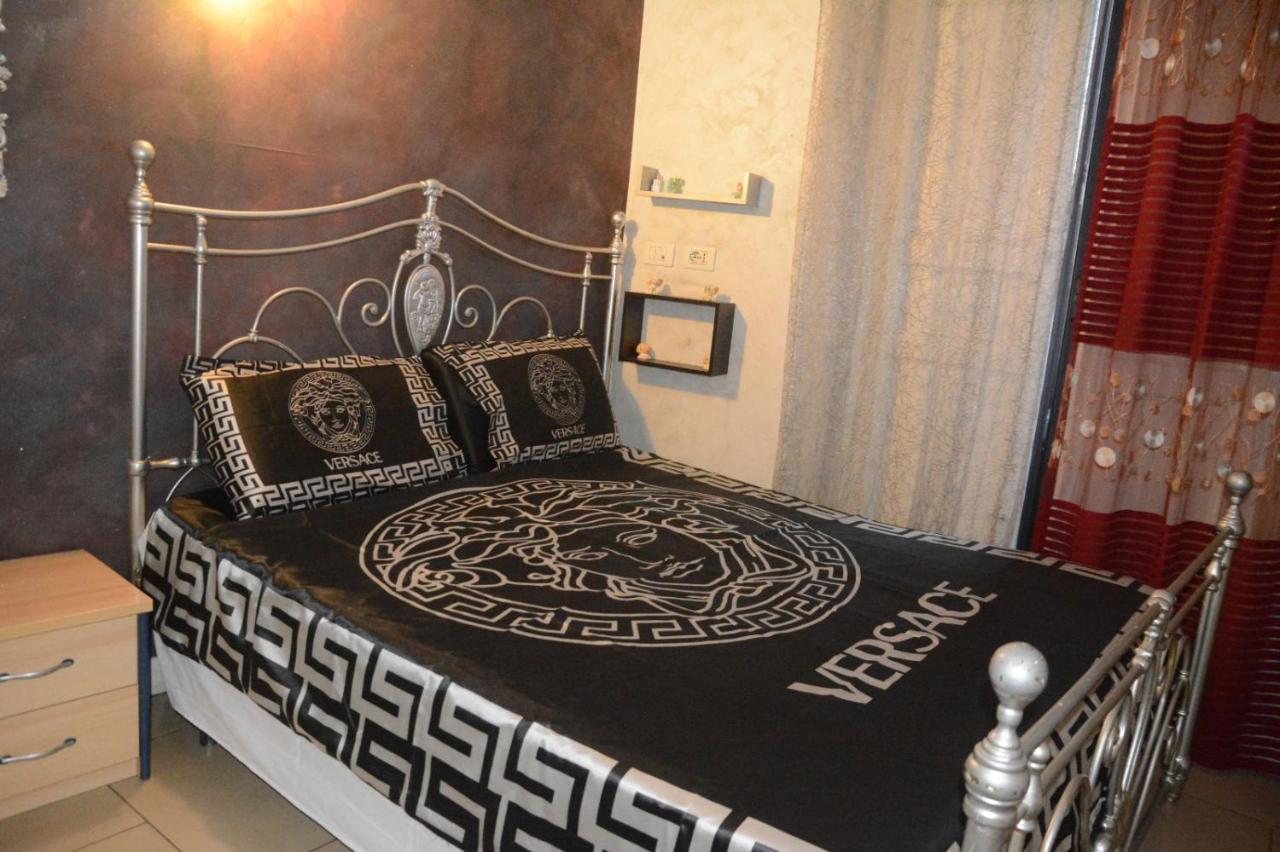 B&B Sotto Gli Archi Catania-Fontanarossai nemzetközi repülőtér Kültér fotó